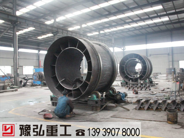 滾筒烘干機生產車間